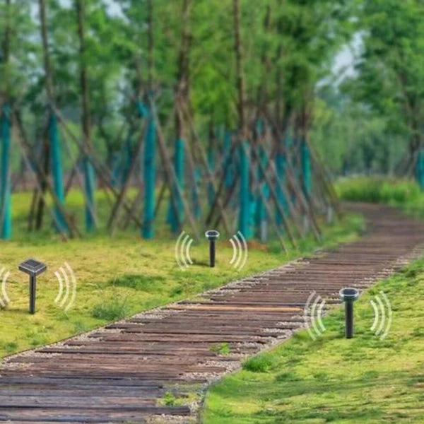 Repelente de Pragas Ultra Sônico Solar Impermeável Acessório (Repelente de Pragas 1) Dm Stores