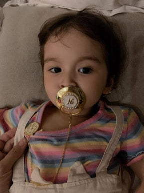 Chupeta Personalizada + Prendedor Premium Grátis - Dourada UNISSEX - ACESSORIO - CHUPETA 1 Dm Stores 