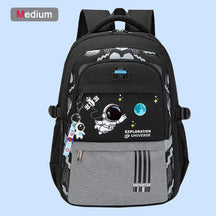 Kit Mochila Escolar Astronauta Ortopédica com Lancheira e Estojo Infantil (Kit Escolar 3) Dm Stores P Cinza 