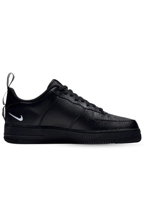 Tênis Nike Air Force 1 07 LV8 Utility Black Tênis Nike Air Force 1 07 LV8 Utility Black Dm Stores 
